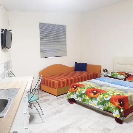 By The Apartmán Kaunas